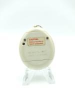 Tamagotchi Original P1/P2 White w/ grey Bandai 1997 English Buy-Tamagotchis 4