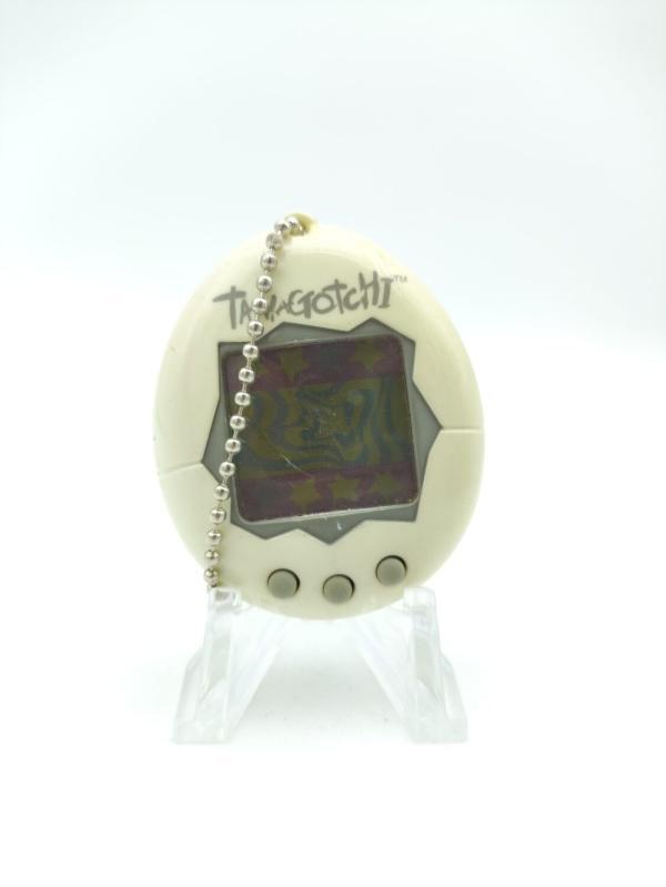 Tamagotchi Original P1/P2 White w/ grey Bandai 1997 English Buy-Tamagotchis 2