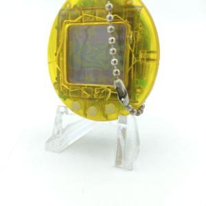 Tamagotchi Original P1/P2 Clear yellow Bandai 1997 Buy-Tamagotchis 3