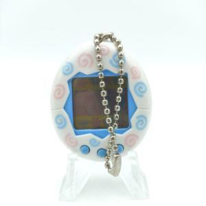 Tamagotchi Original P1/P2 White w/ spirals Bandai 1997 Virtual pet Buy-Tamagotchis