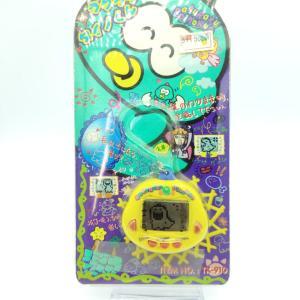 RakuRaku Dinokun Dinkie Dino Pocket Game Virtual Pet Yellow Buy-Tamagotchis