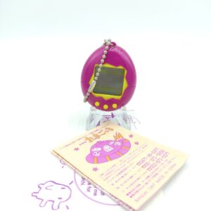 Tamagotchi Original P1/P2 Purple w/ yellow Original Bandai 1997 Buy-Tamagotchis