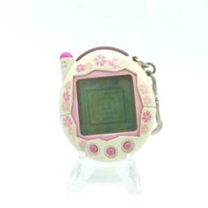 Tamagotchi Keitai Kaitsuu Tamagotchi Plus White Flower Bandai Buy-Tamagotchis