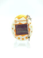 Tamagotchi Osutchi Mesutchi White w/ orange Bandai japan Buy-Tamagotchis 3