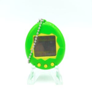 Tamagotchi Original P1/P2 Green w/ yellow Original Bandai 1997 Buy-Tamagotchis