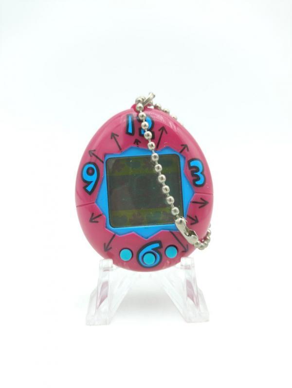 Tamagotchi Original P1/P2 Red w/ blue Bandai 1997 Buy-Tamagotchis 2