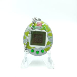 Tamagotchi Bandai Original Chibi Mini Grey w/ green uniqlo Buy-Tamagotchis 2