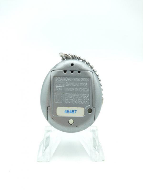 Tamagotchi Bandai Original Chibi Mini Grey w/ green uniqlo Buy-Tamagotchis 3 Tamagotchi Bandai Original Chibi Mini Grey w/ green uniqlo Buy-Tamagotchis 3