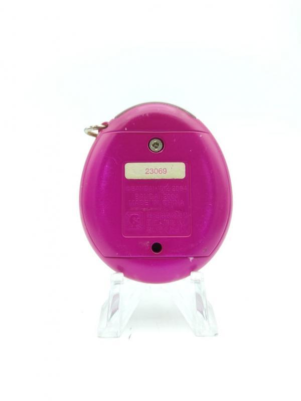 Tamagotchi Plus Connection Version 1 Pink Flowers bandai Buy-Tamagotchis 3