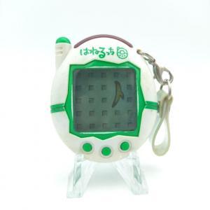 Tamagotchi Keitai Kaitsuu Tamagotchi Plus Hanerutchi White w/ green Buy-Tamagotchis