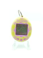 Tamagotchi Original P1/P2 white w/ pink spirals Bandai 1997 English Buy-Tamagotchis 3