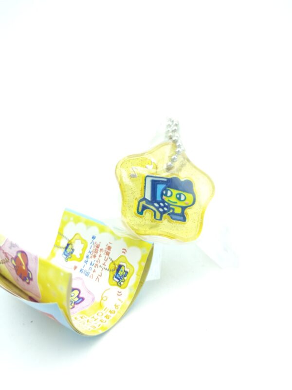 Tamagotchi Bandai Keychain Karaoke yellow memetchi Porte clé Buy-Tamagotchis 2