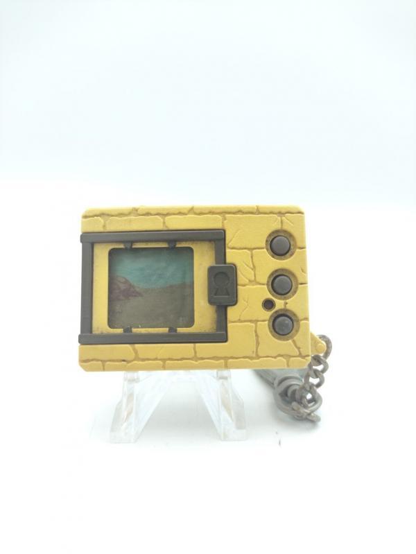 Digimon Digivice Digital Monster Ver 2 White w/ grey Bandai Buy-Tamagotchis 2