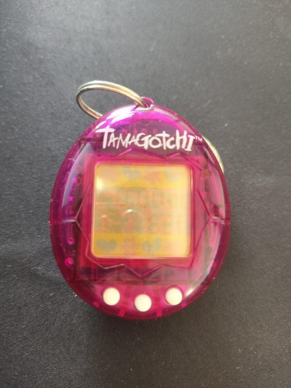 Tamagotchi Original P1/P2 Clear purple Bandai 1997 English Buy-Tamagotchis 4