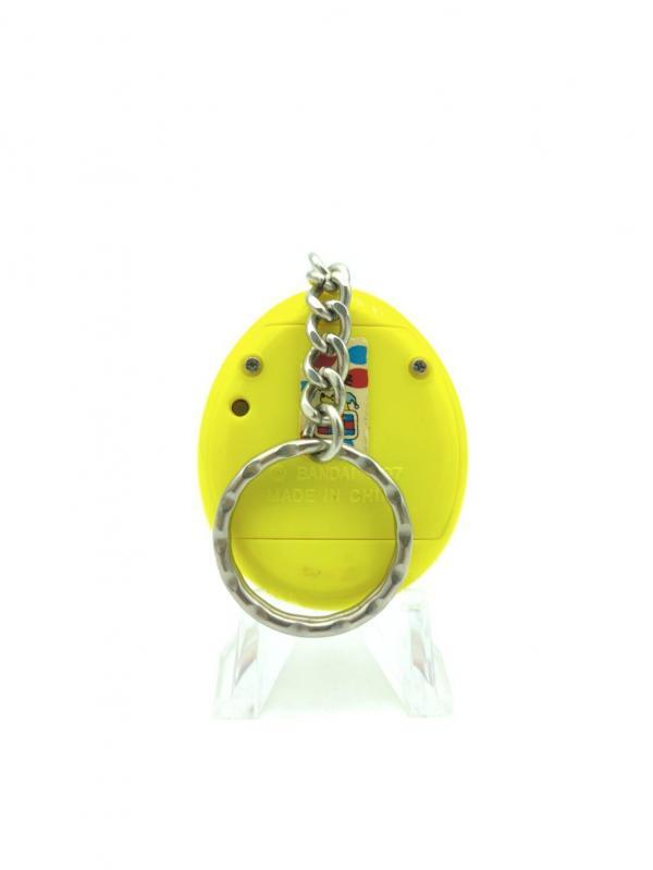 Tamagotchi Original P1/P2 yellow w/ orange Bandai 1997 English Buy-Tamagotchis 3