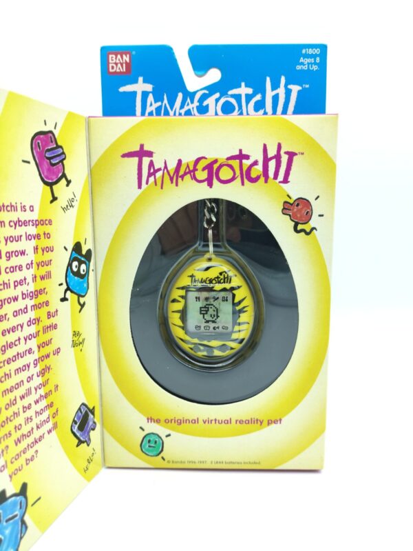 Tamagotchi Original P1/P2 Black w/ yellow Tiger Bandai 1997 English Buy-Tamagotchis 2