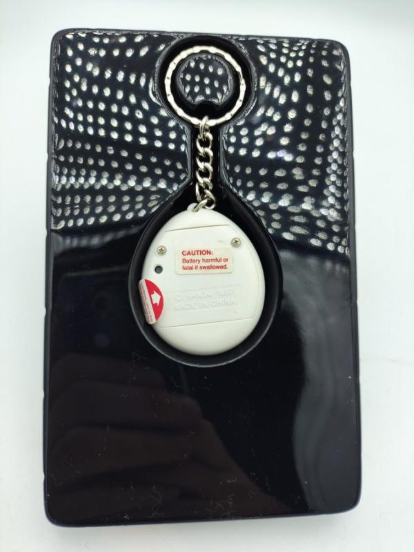 Tamagotchi Original P1/P2 white w/ blue Bandai 1997 English Buy-Tamagotchis 4