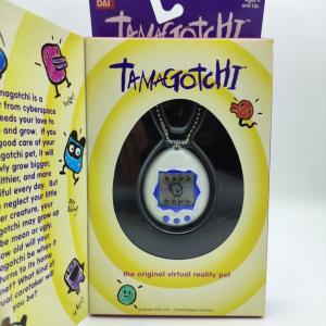 Tamagotchi Original P1/P2 White w/ blue Original Bandai 1997 Buy-Tamagotchis