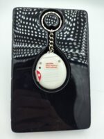 Tamagotchi Original P1/P2 white w/ blue Bandai 1997 English Buy-Tamagotchis 8