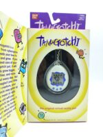 Tamagotchi Original P1/P2 white w/ blue Bandai 1997 English Buy-Tamagotchis 6