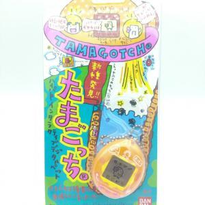 Tamagotchi Original P1/P2 Teal w/ yellow Bandai Japan 1997 Buy-Tamagotchis 6 Tamagotchi Original P1/P2 Teal w/ yellow Bandai Japan 1997 Buy-Tamagotchis 6