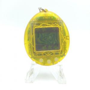 Tamagotchi Original P1/P2 Clear yellow Bandai 1997 Buy-Tamagotchis