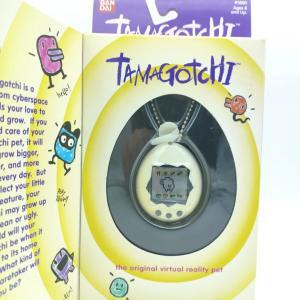 Tamagotchi Original P1/P2 clear yellow Bandai 1997 Buy-Tamagotchis 8