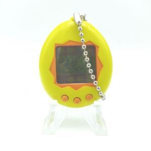 Tamagotchi Original P1/P2 Yellow w/ orange Bandai 1997 Buy-Tamagotchis