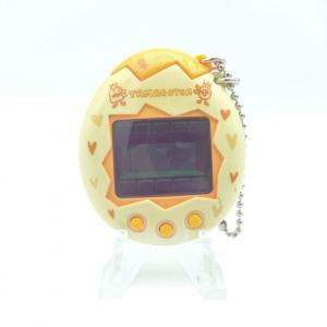 Tamagotchi Osutchi Mesutchi White w/ orange Bandai japan Buy-Tamagotchis