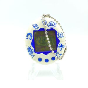 Tamagotchi Original P1/P2 White w/ blue Original Bandai 1997 Buy-Tamagotchis